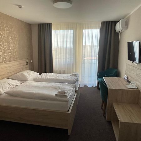 טרנבה Hotel Spectrum מראה חיצוני תמונה