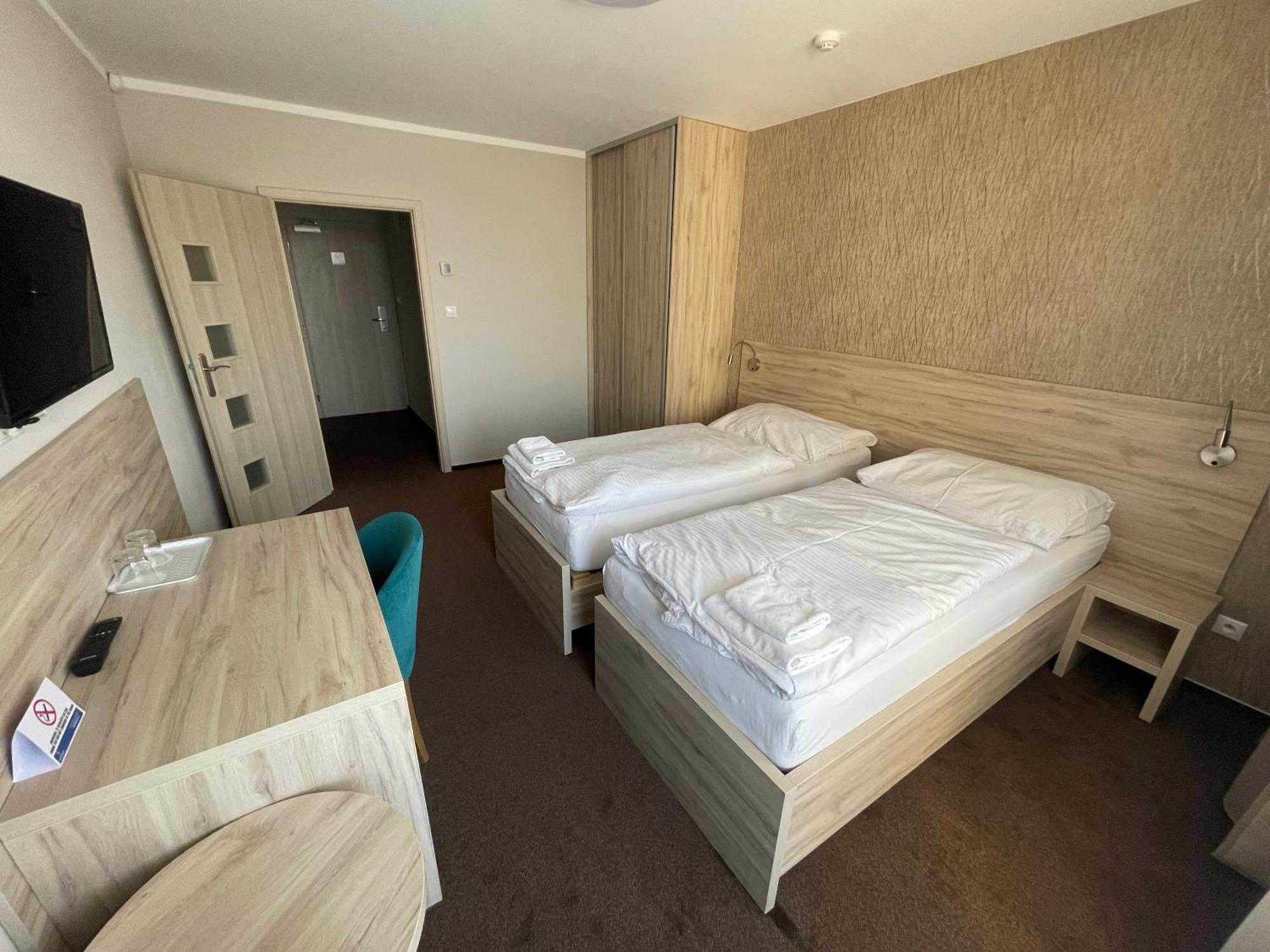 טרנבה Hotel Spectrum מראה חיצוני תמונה